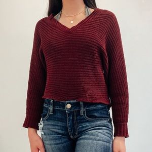 ☆cropped v neck burgundy sweater | AE